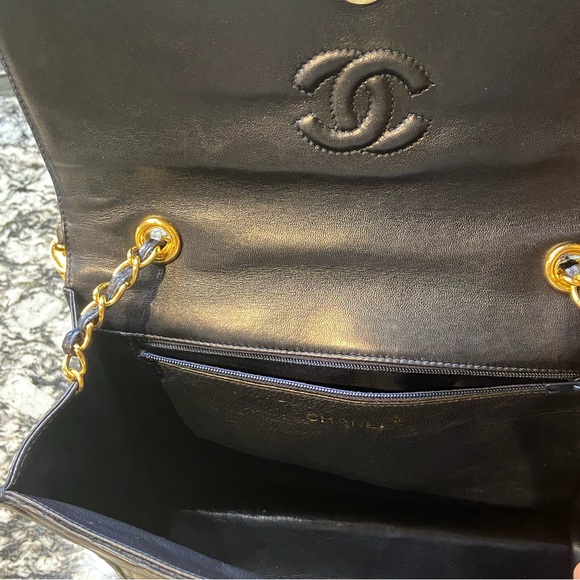 Vintage Chanel Flap Bag in Navy - Picture 10 of 10